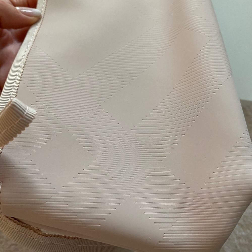 Small plaid Burberry clutch / makeup bag - Picture 3 of 5